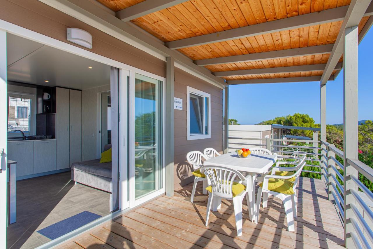 Mobile Homes Lussmarin Mali Lošinj Exterior foto